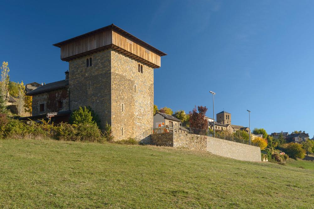 Imagen Exposiciones en el Torreón de Sinués